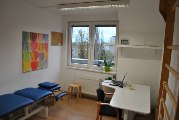 Ritterstr-Behandlungsraum-6-Etage-3